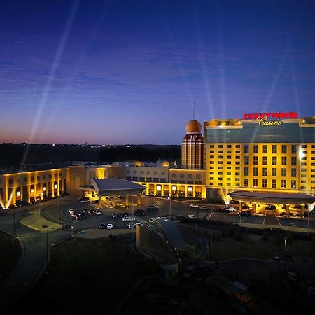 Hotel Hollywood Casino St. Louis Maryland Heights Exterior foto