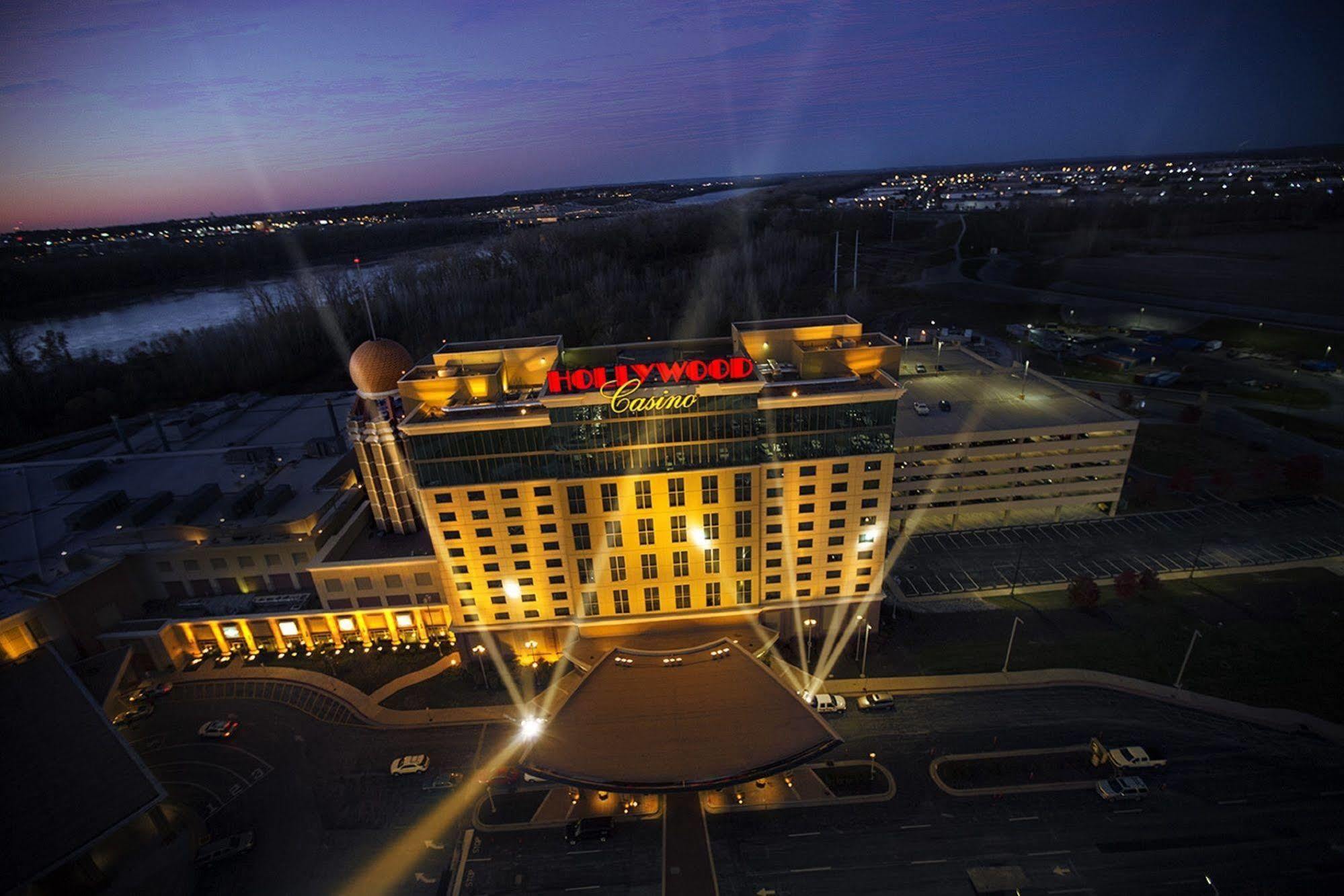 Hotel Hollywood Casino St. Louis Maryland Heights Exterior foto