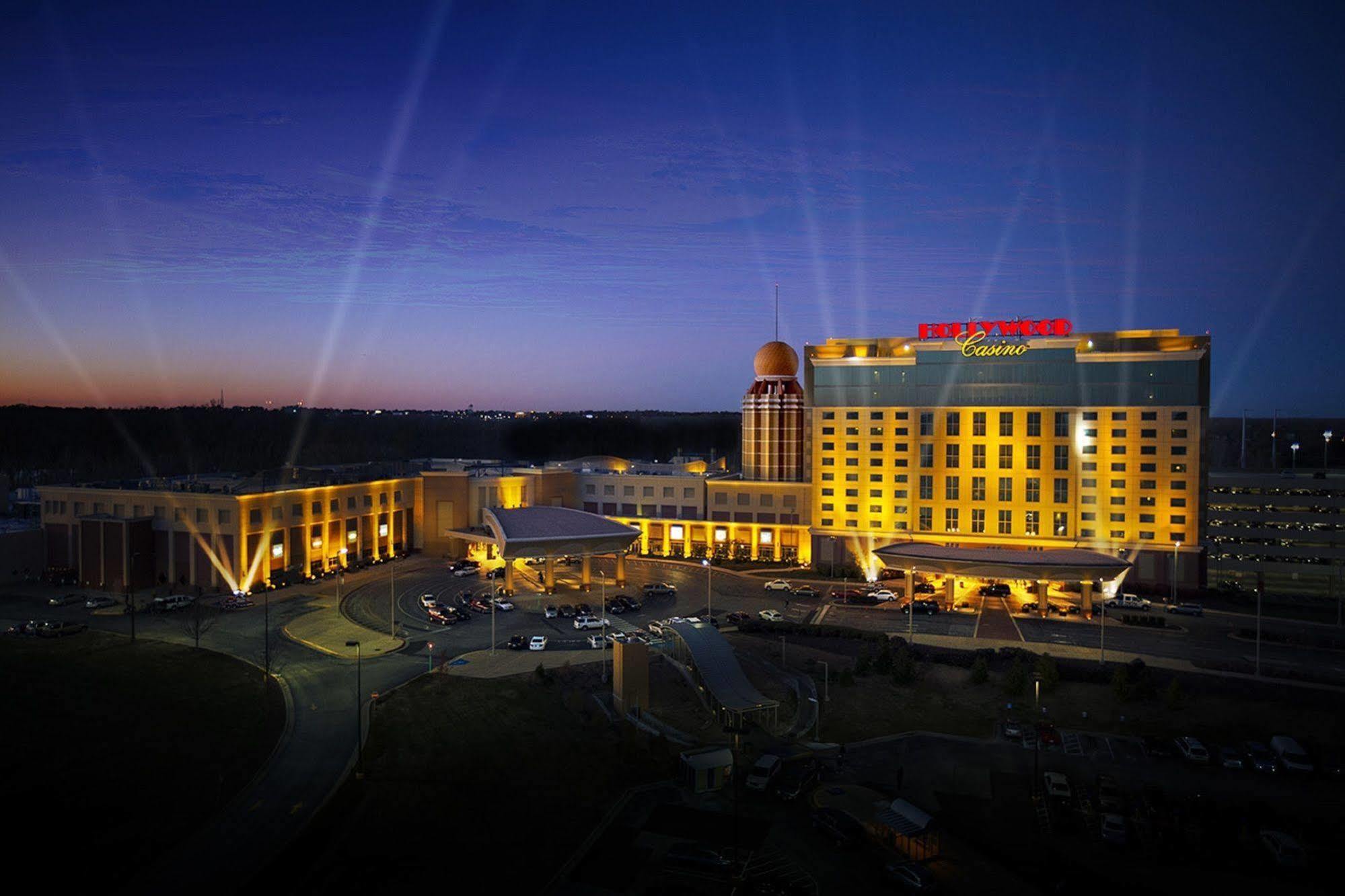 Hotel Hollywood Casino St. Louis Maryland Heights Exterior foto